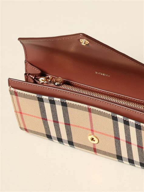 Burberry Women's Designer Clutch Bags & Pouches 